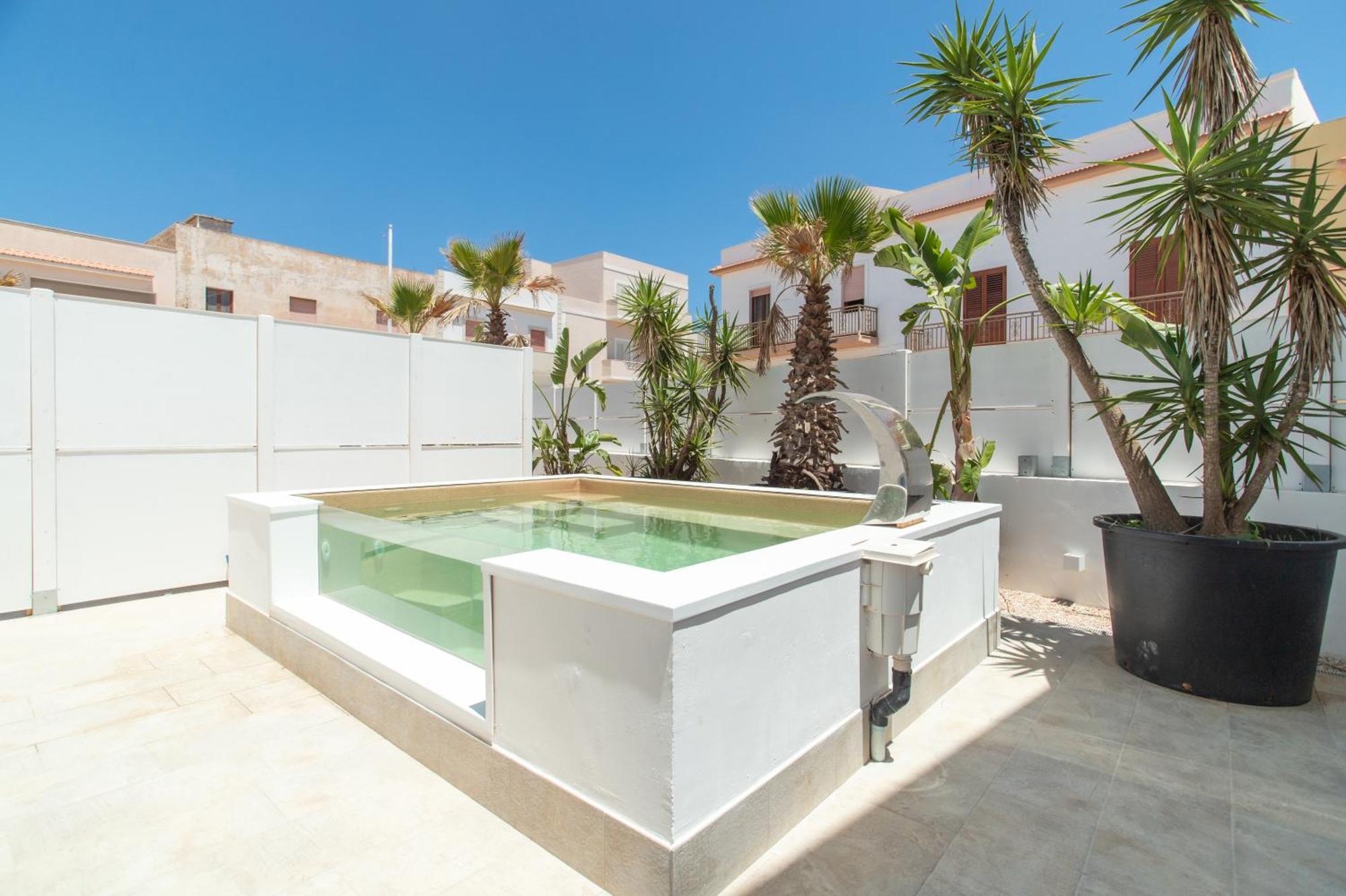 Le Grotte Hotel Lampedusa Exterior photo